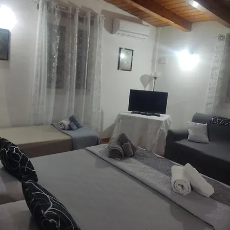 La Casa Delle Contesse Apartment *